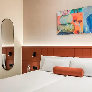 https://cosmov-bilbao-hotel.bilbaohotelsspain.com
